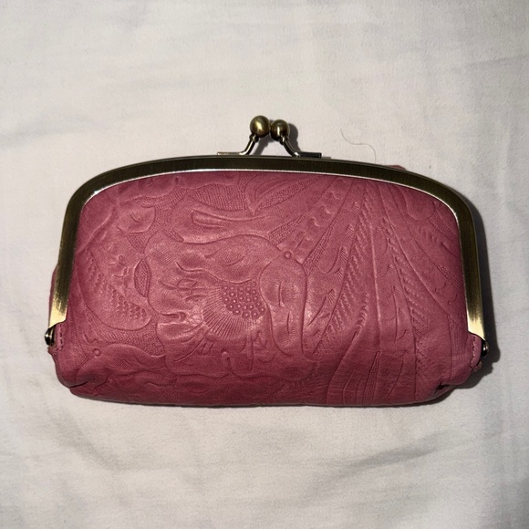 Handbags - HOBO Bags Pink Embossed Frame Clutch